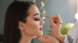 Maquiagem Para Noite: Dicas e truques de como fazer maquiagem noite