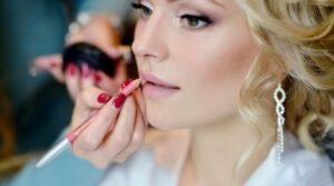 10 Dicas de Maquiagem para Madrinha de Casamento: Arrase no Grande Dia!