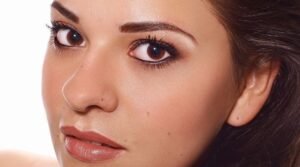 Maquiagem Para Formatura Simples – Dicas para Um Look Simples e Elegante