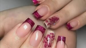 Unha de Gel Decorada – Inspiração e Estilo para Arrasar!