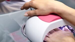 Cabine de Unha em Gel: Como escolher a melhor cabine?